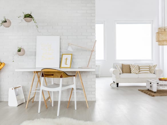 Ample apartment at last floor