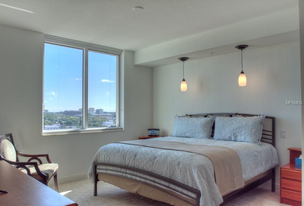800 N TAMIAMI TRL  #1010,SARASOTA,34236