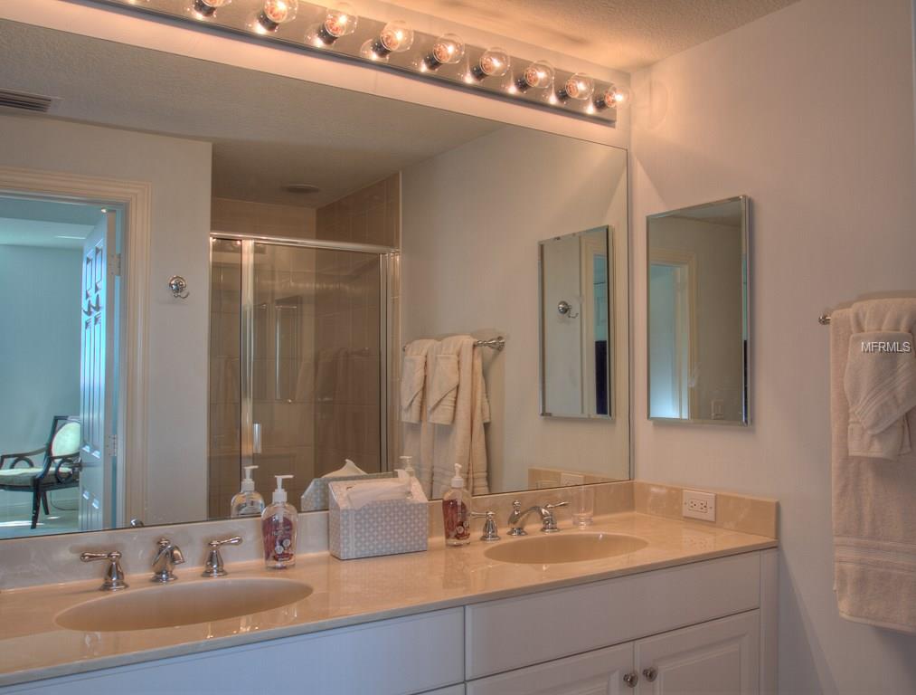 800 N TAMIAMI TRL  #1010,SARASOTA,34236